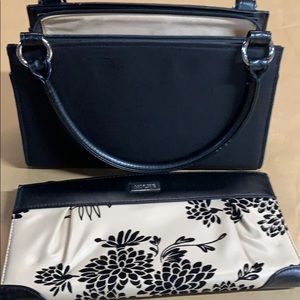 Classic MICHE handbag and shell gently used
